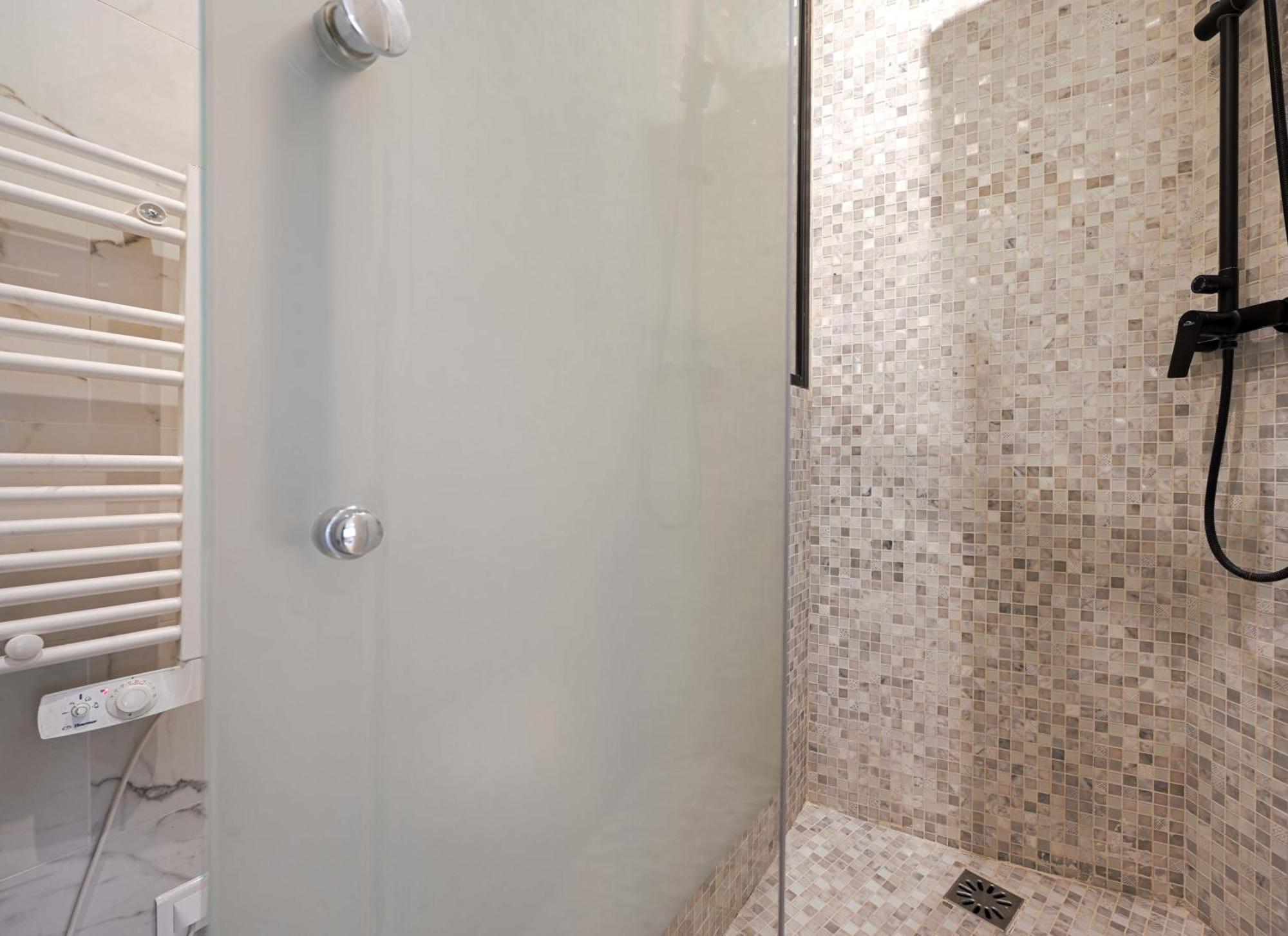 Superbe Appartement De 2 Pieces Paris Ngoại thất bức ảnh
